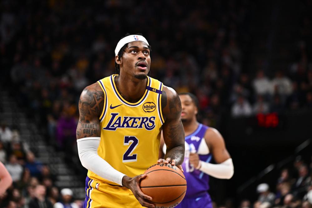 他在场上的 他在场上的