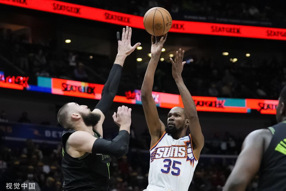 的激烈竞争 的激烈竞争