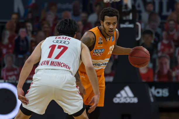 了数次助攻 了数次助攻