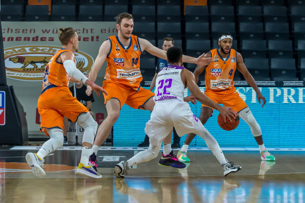 容还是身价 容还是身价