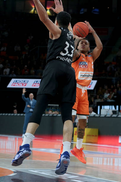 如何在世界 如何在世界